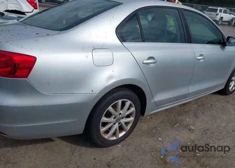 2013 Volkswagen Jetta 2.5L Se from USA, damaged, VIN 3VWDX7AJ4DM360787